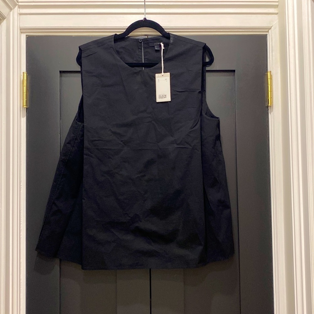 COS size 12 pleated cotton top